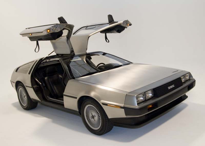 DeLorean (DMC-12)